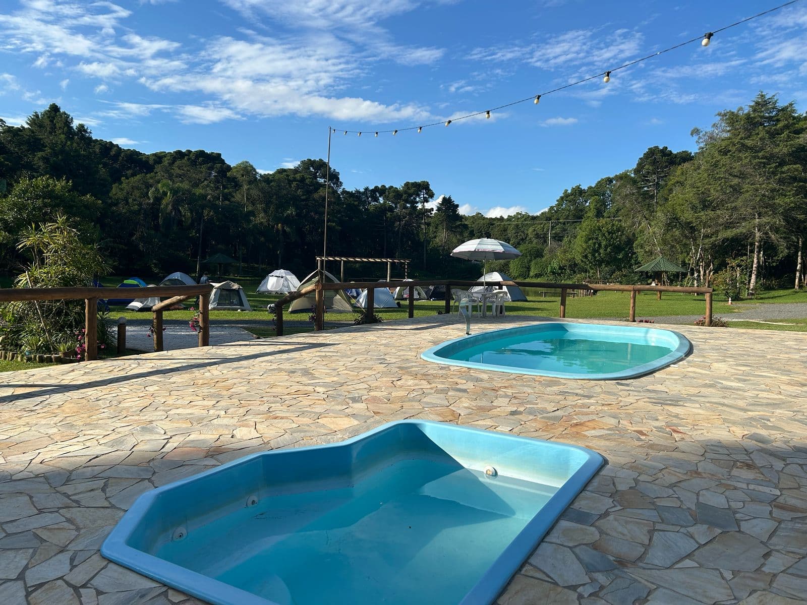 Duas piscinas