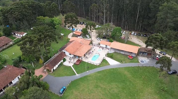 Vista aérea do Excellence Eventos — propriedade e áreas externas
